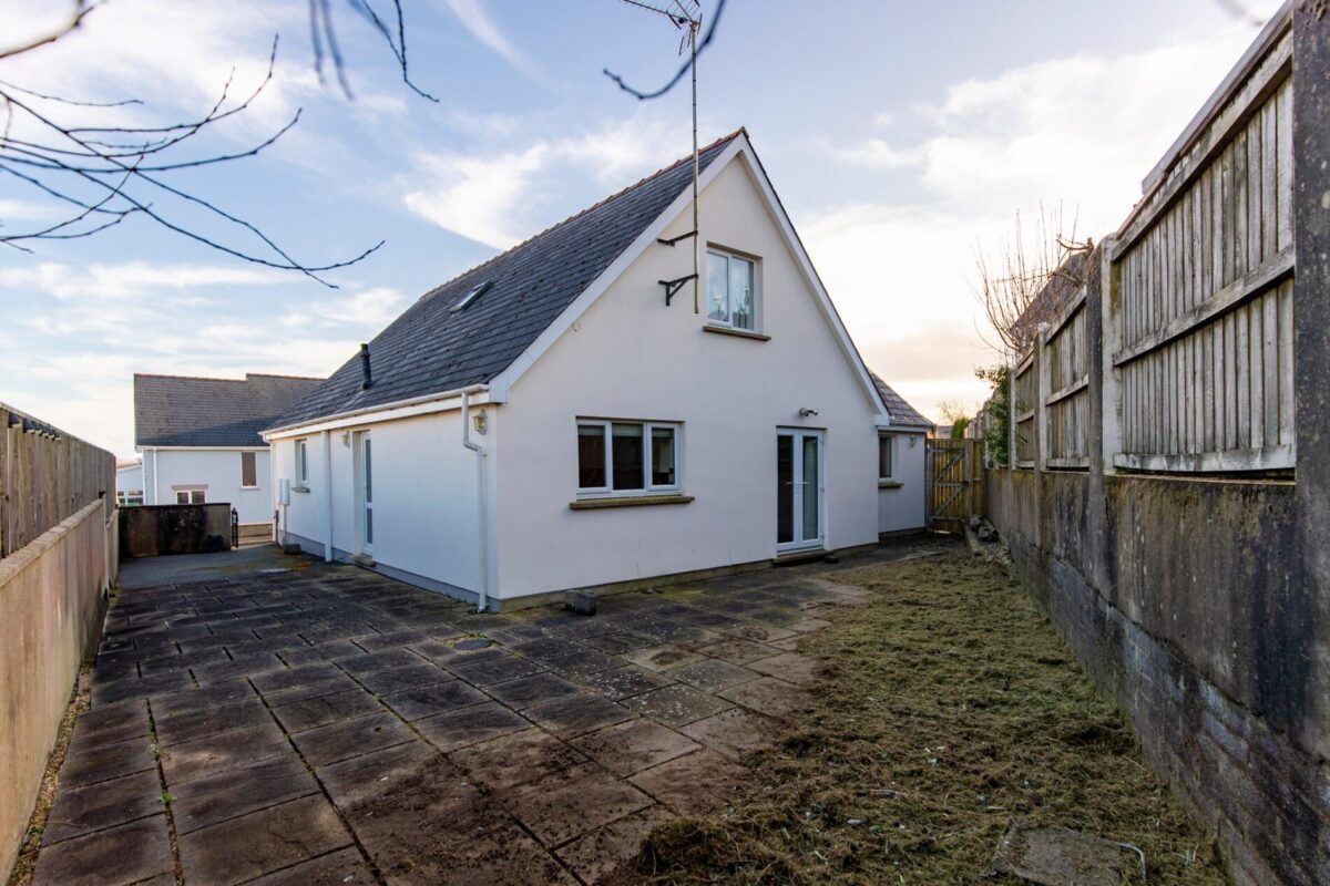 Nether Edge Drive, Haverfordwest, SA61