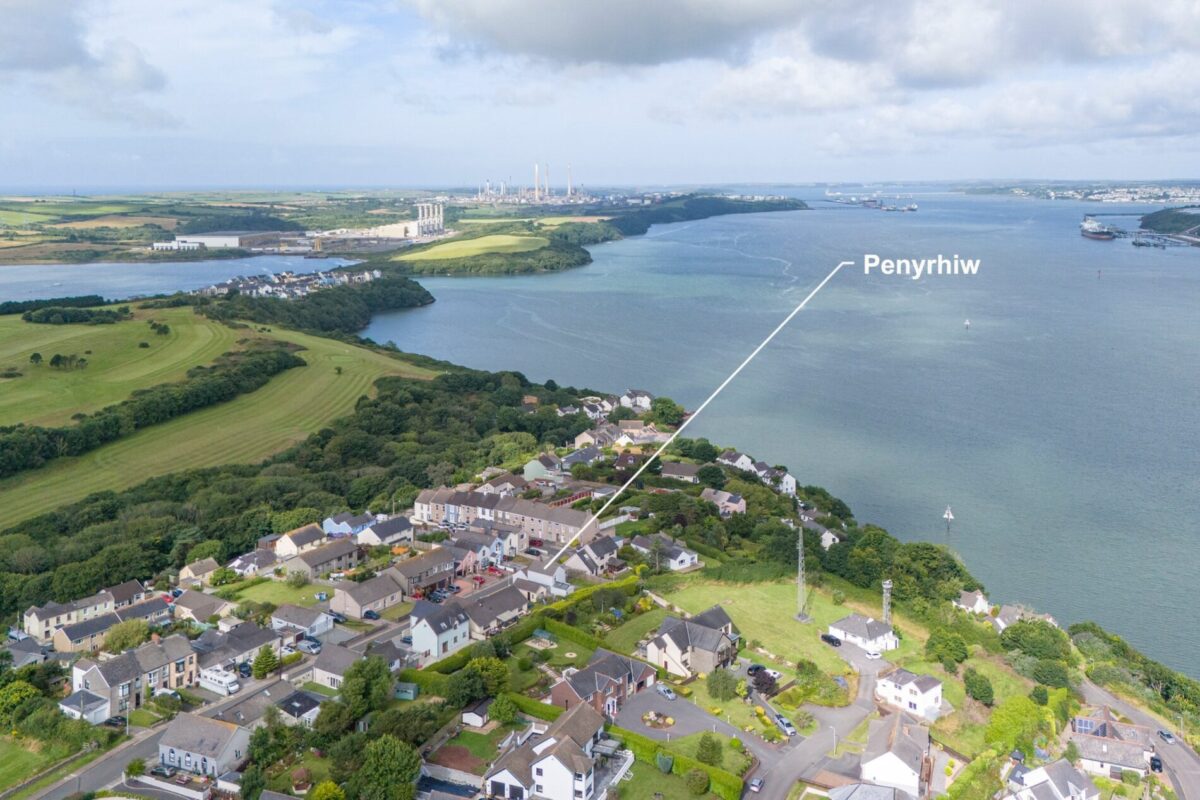 Penyrhiw, Chapel Road, Llanreath, Pembroke Dock, SA72