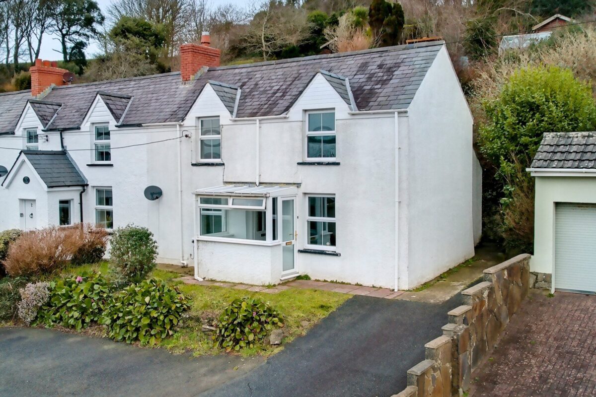 1 Trinity Terrace, Burton, Milford Haven, SA73