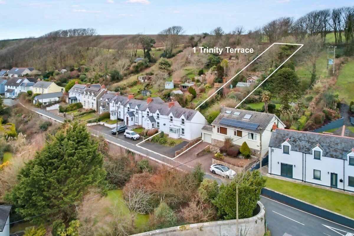 1 Trinity Terrace, Burton, Milford Haven, SA73