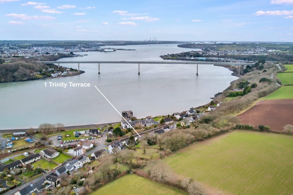 1 Trinity Terrace, Burton, Milford Haven, SA73