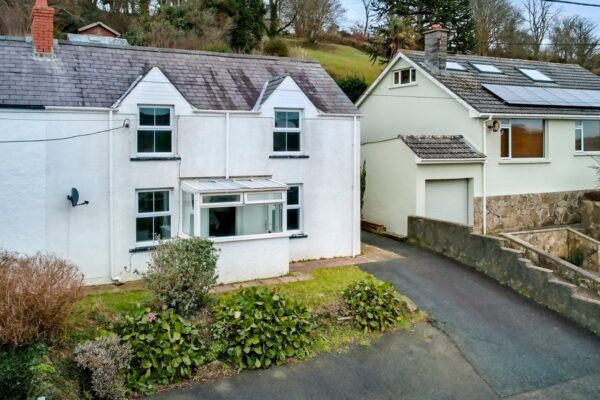 1 Trinity Terrace, Burton, Milford Haven, SA73