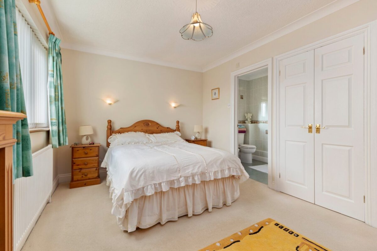 Glenfield Park, Burton, Milford Haven, SA73