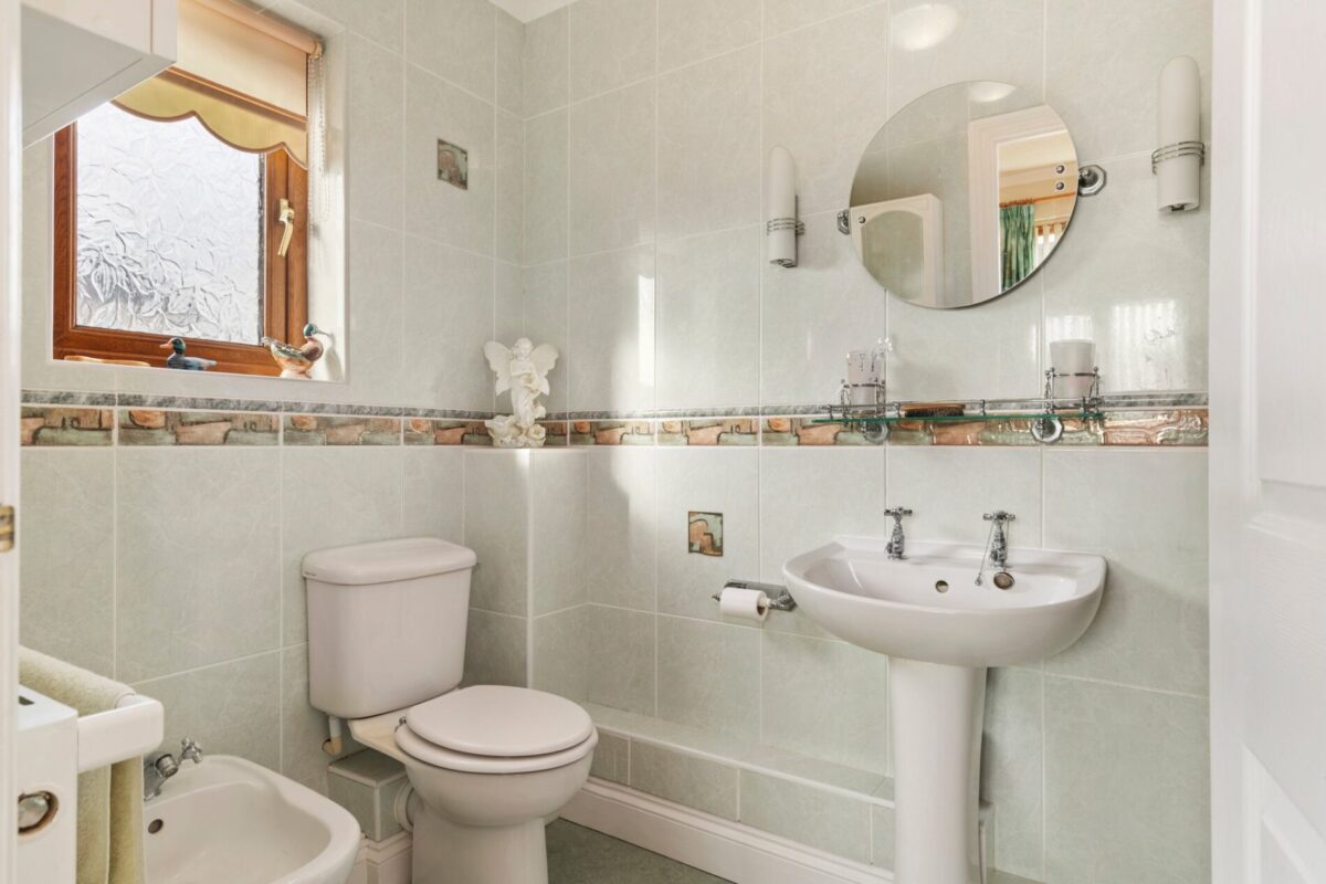 Glenfield Park, Burton, Milford Haven, SA73