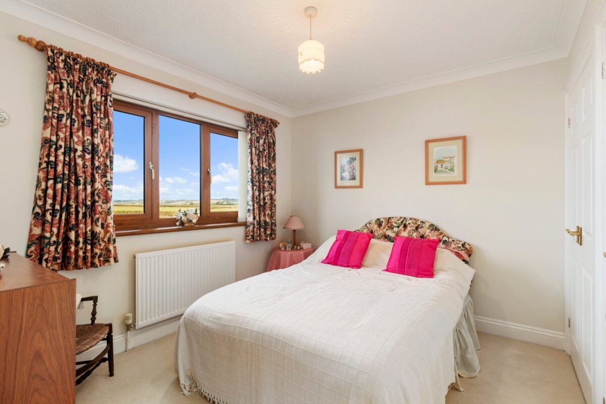Glenfield Park, Burton, Milford Haven, SA73