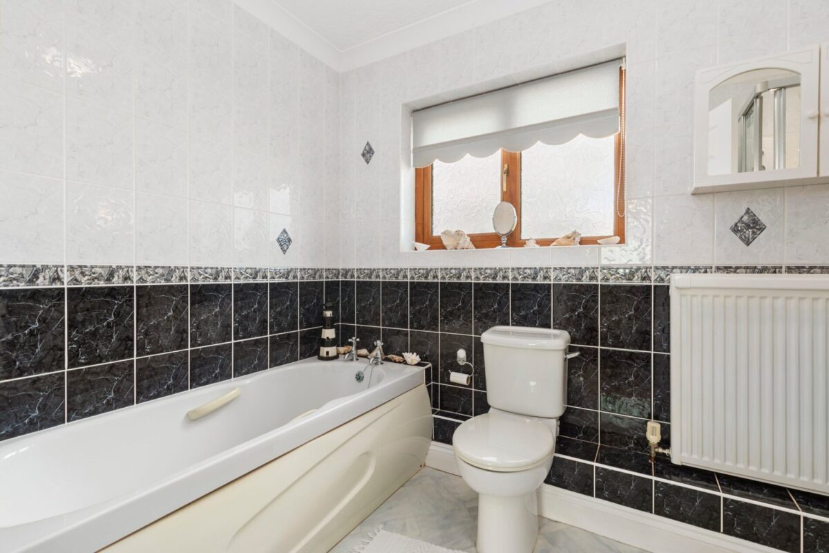 Glenfield Park, Burton, Milford Haven, SA73