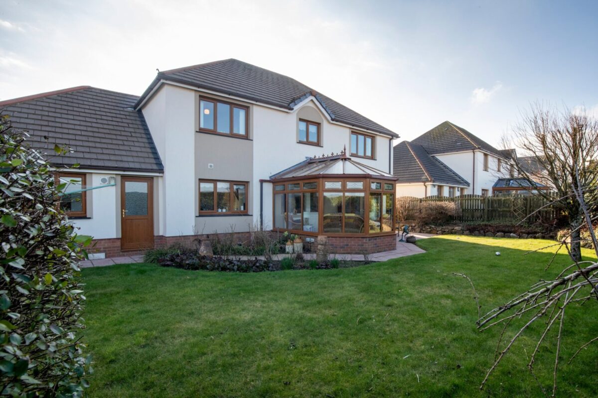Glenfield Park, Burton, Milford Haven, SA73