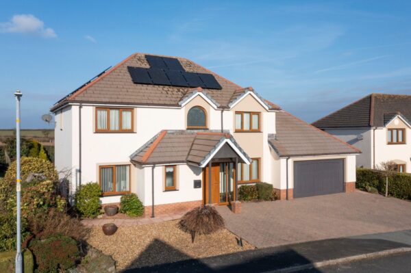 Glenfield Park, Burton, Milford Haven, SA73