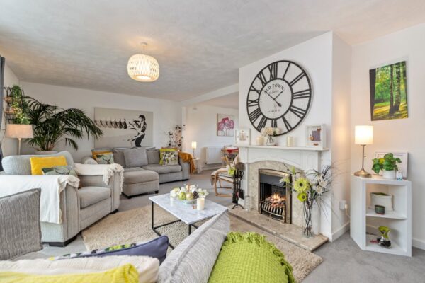 Hillcrest, Lawrenny Road, Cresselly, Kilgetty, SA68