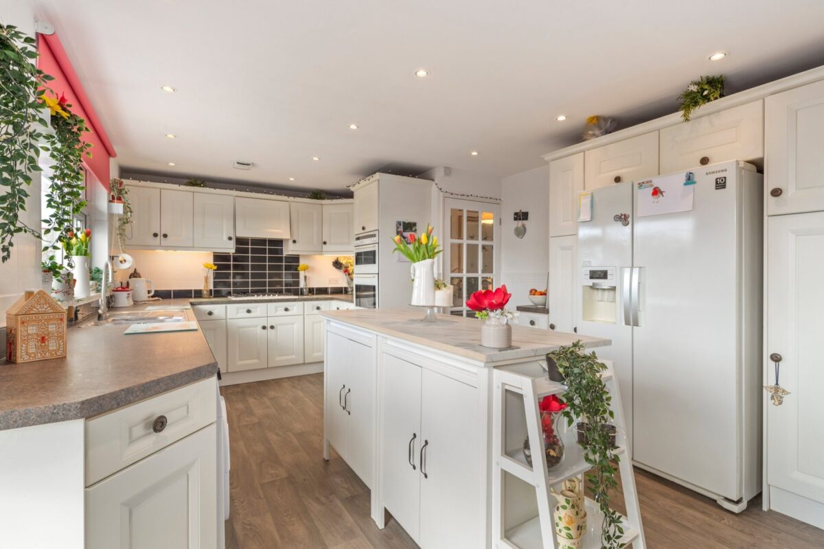 Hillcrest, Lawrenny Road, Cresselly, Kilgetty, SA68