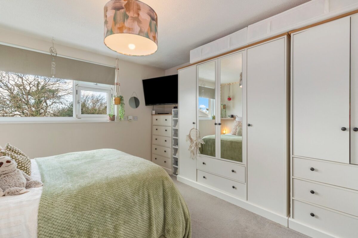Hillcrest, Lawrenny Road, Cresselly, Kilgetty, SA68
