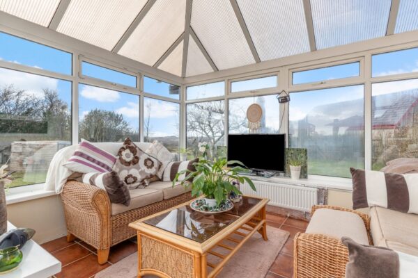 Hillcrest, Lawrenny Road, Cresselly, Kilgetty, SA68
