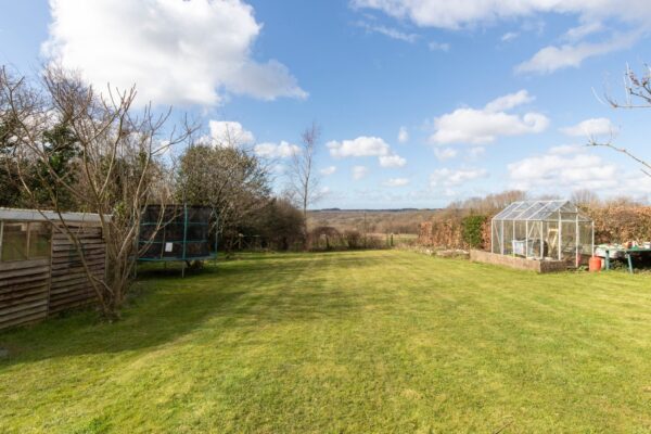 Hillcrest, Lawrenny Road, Cresselly, Kilgetty, SA68