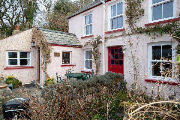 4 Edwards Pill, Llangwm, Haverfordwest, SA62