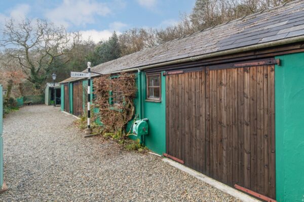 4 Edwards Pill, Llangwm, Haverfordwest, SA62