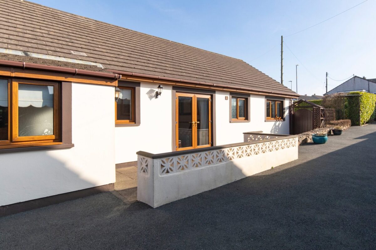 Graceland, Summerhill Park, Simpson Cross, Haverfordwest, SA62