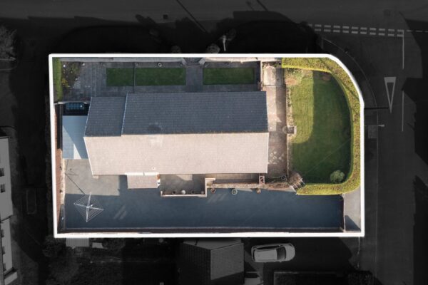 Graceland, Summerhill Park, Simpson Cross, Haverfordwest, SA62