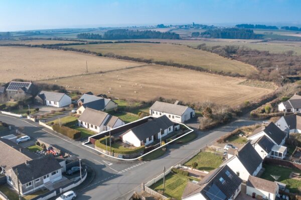 Graceland, Summerhill Park, Simpson Cross, Haverfordwest, SA62