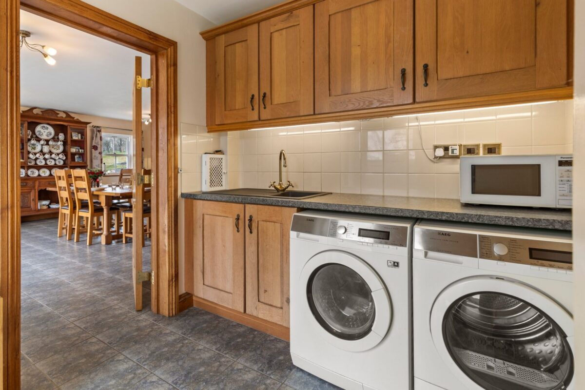Eithinman, Llandissilio, Clynderwen, SA66