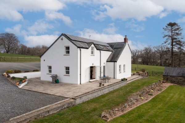 Eithinman, Llandissilio, Clynderwen, SA66