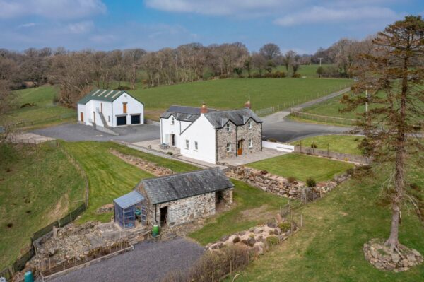 Eithinman, Llandissilio, Clynderwen, SA66