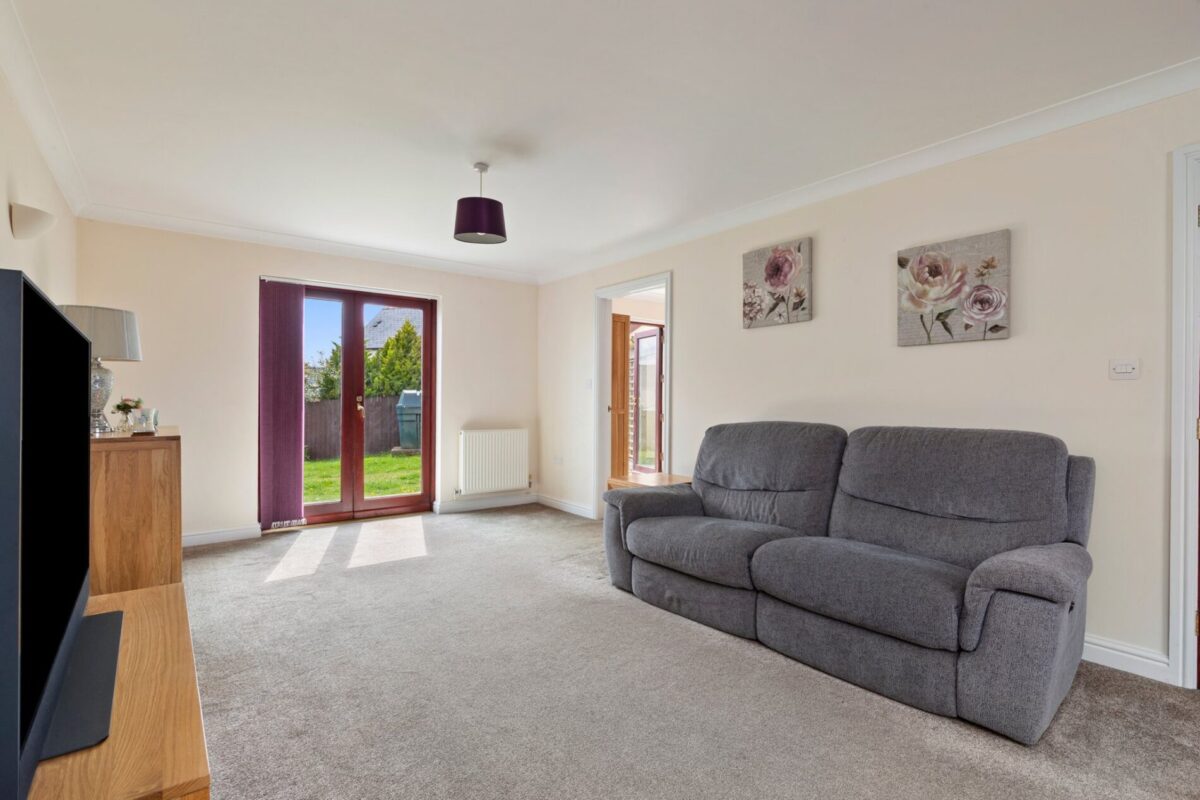 Leven Close, Hook, Haverfordwest, SA62