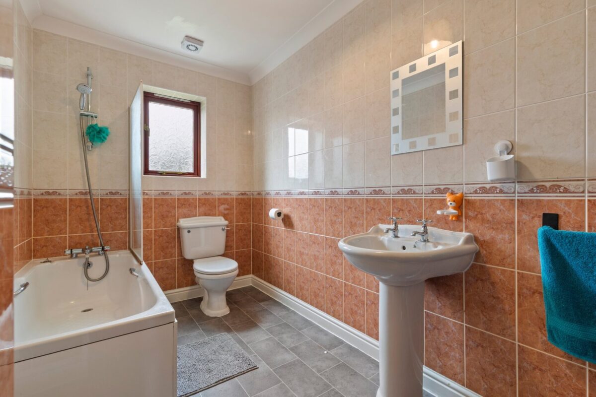 Leven Close, Hook, Haverfordwest, SA62