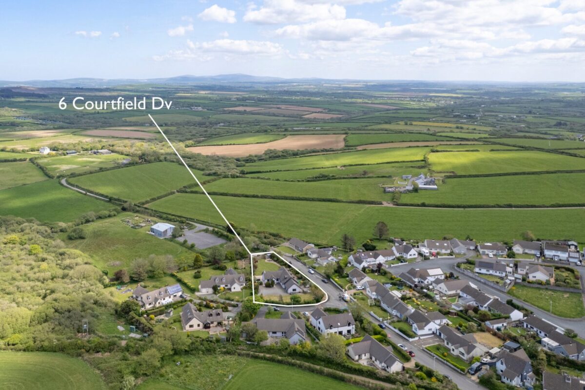 Courtfield Drive, Simpson Cross, Haverfordwest, SA62