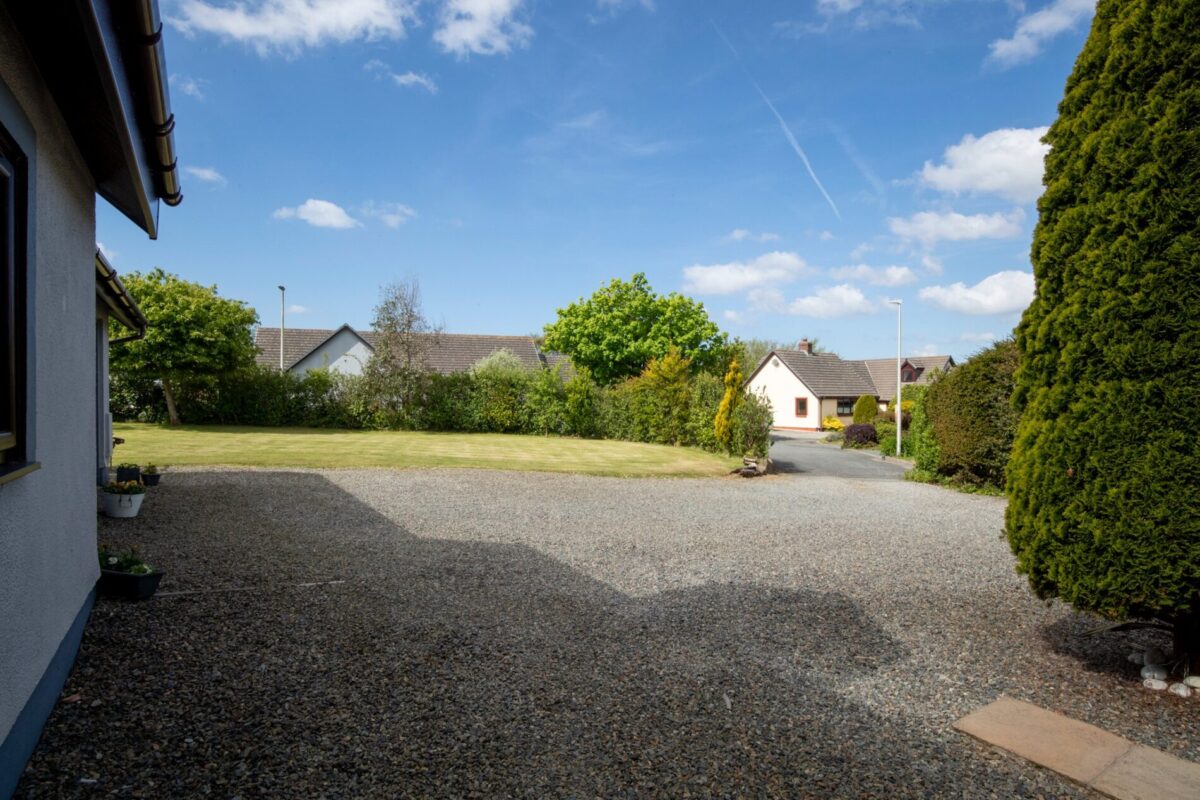 Courtfield Drive, Simpson Cross, Haverfordwest, SA62
