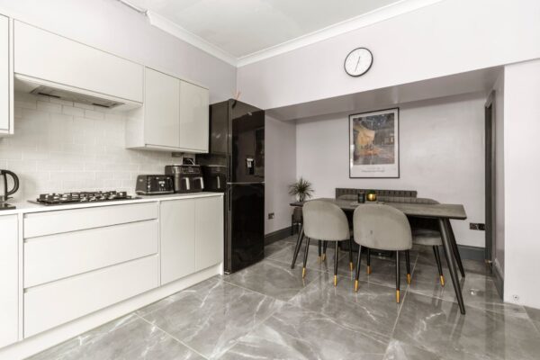 Sycamore Street, Pembroke Dock, SA72