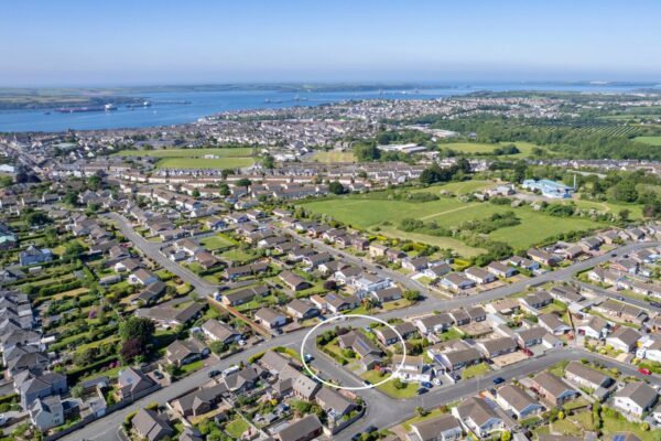 Gateholm Avenue, Milford Haven, SA73