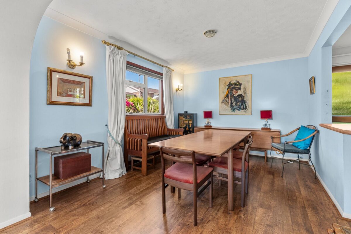 Gateholm Avenue, Milford Haven, SA73