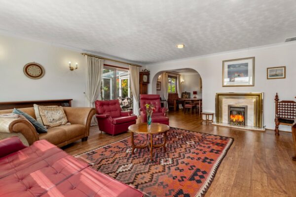 Gateholm Avenue, Milford Haven, SA73