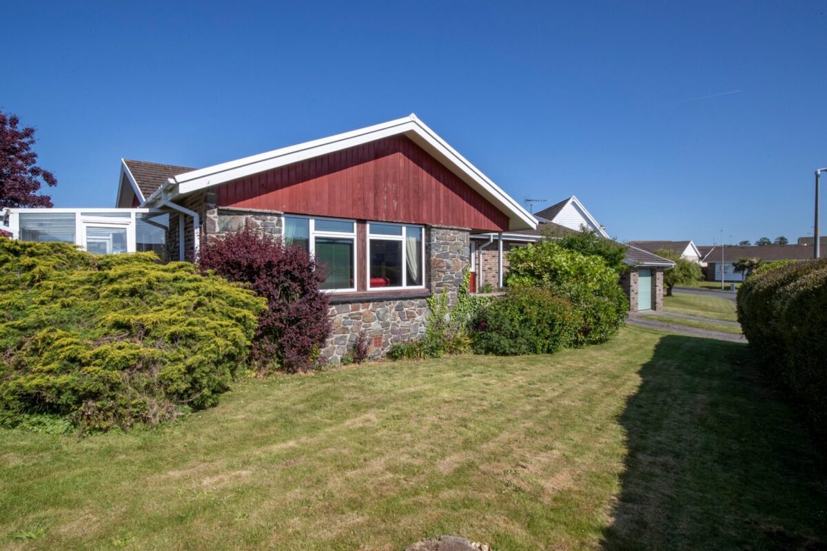 Gateholm Avenue, Milford Haven, SA73