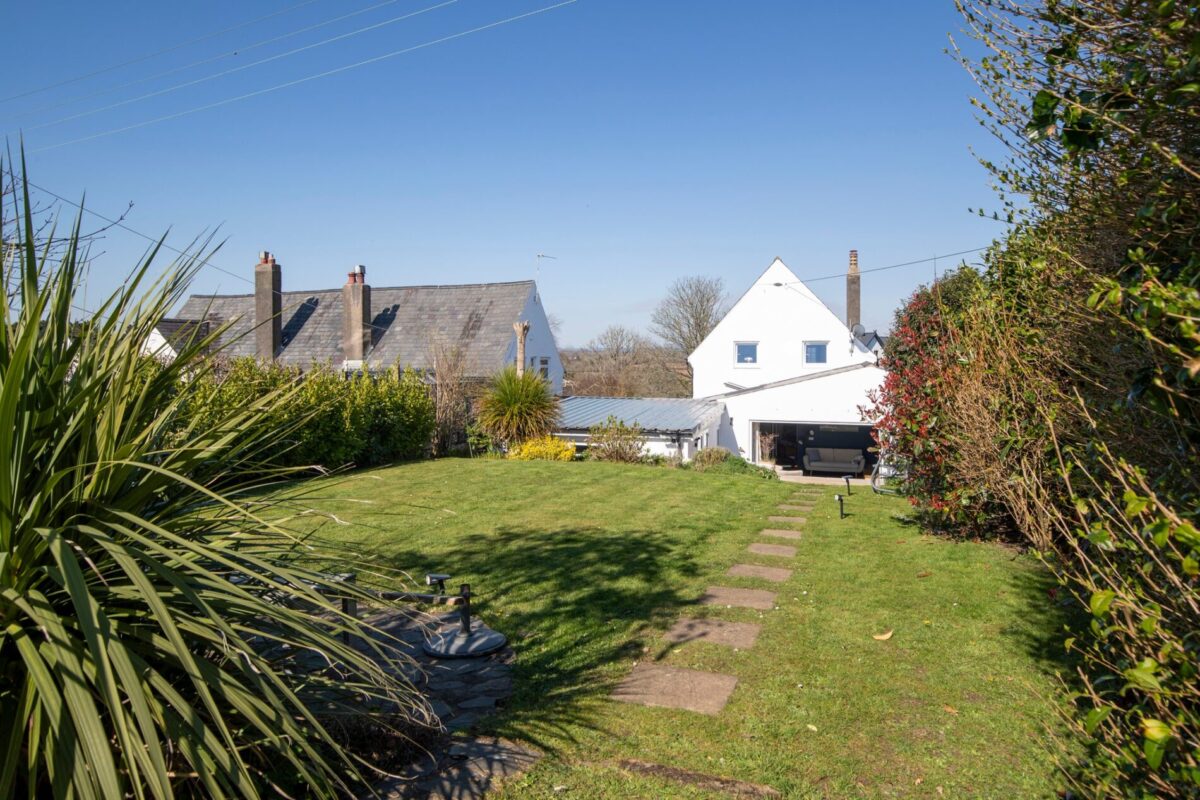 Uzmaston Road, Haverfordwest, SA61