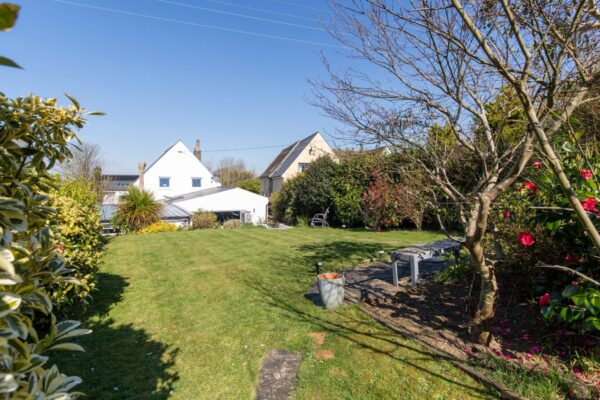 Uzmaston Road, Haverfordwest, SA61