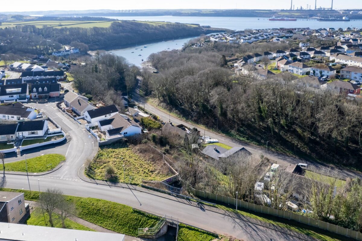 Woodland Crescent, Milford Haven, SA73
