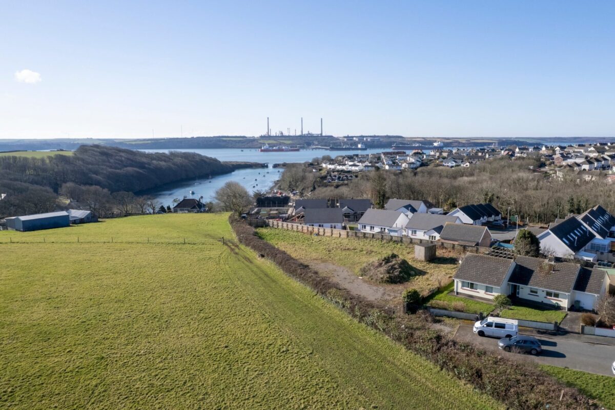 Woodland Crescent, Milford Haven, SA73