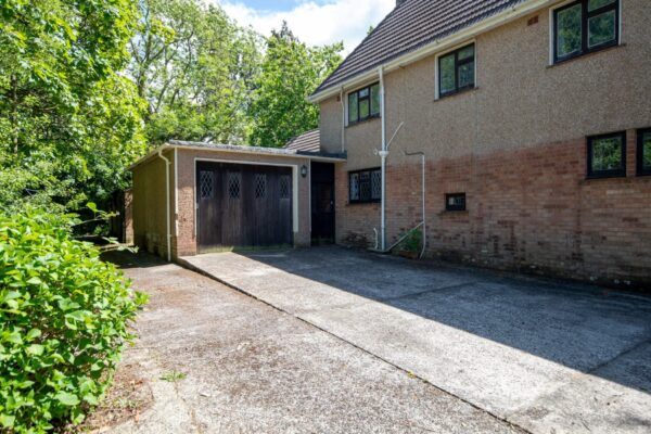 Longsdon, Uzmaston Road, Haverfordwest, SA61