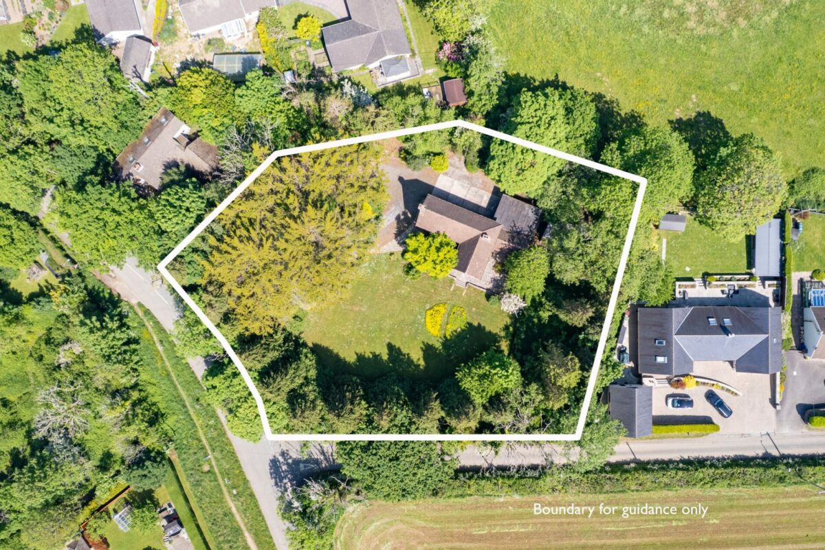 Longsdon, Uzmaston Road, Haverfordwest, SA61