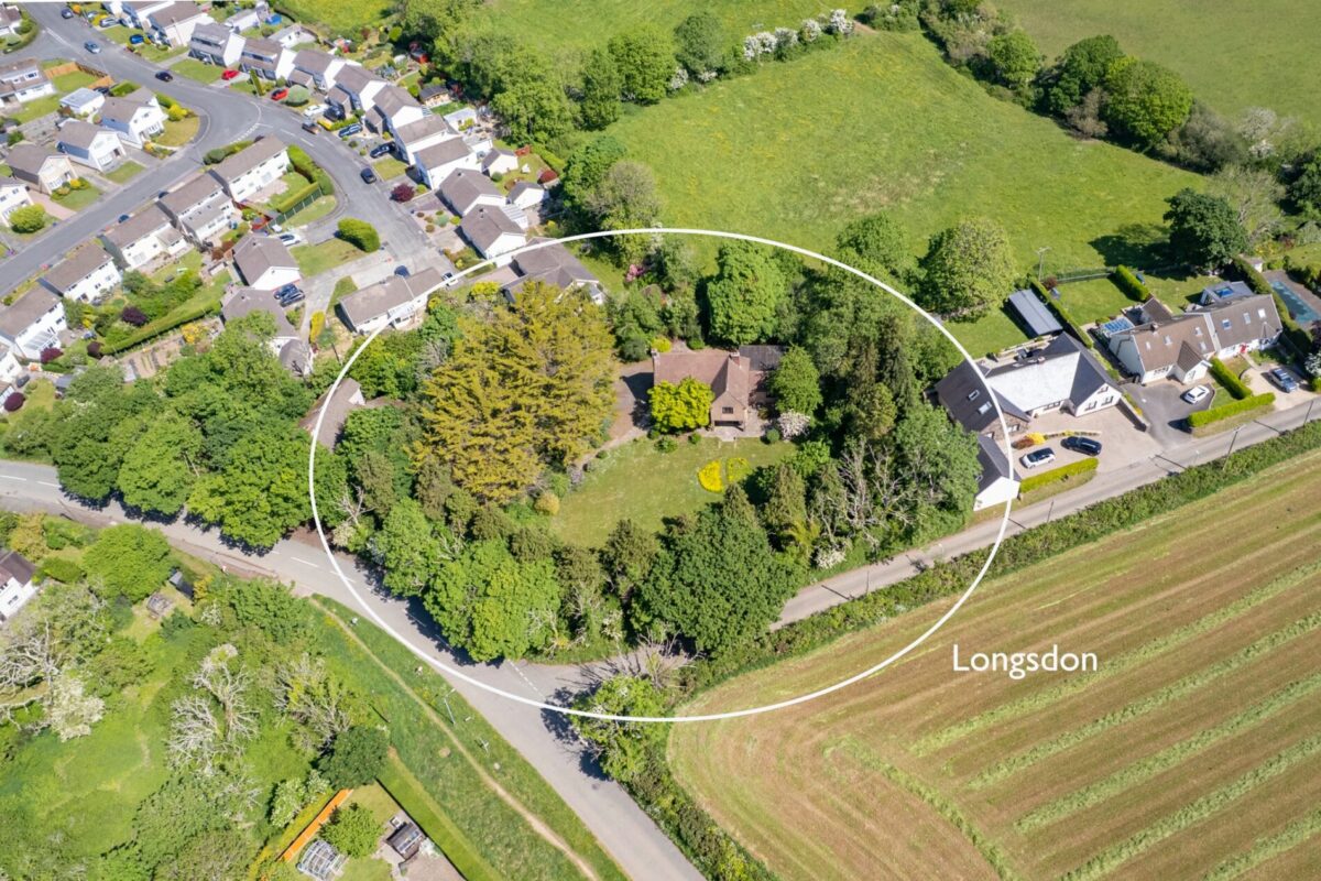 Longsdon, Uzmaston Road, Haverfordwest, SA61