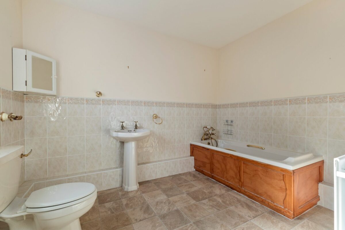 Catherine's Gate, Merlins Bridge, Haverfordwest, SA61
