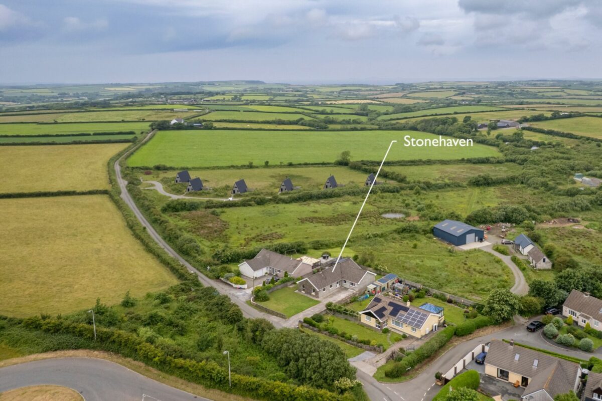 Stonehaven, Tiers Cross, Haverfordwest, SA62