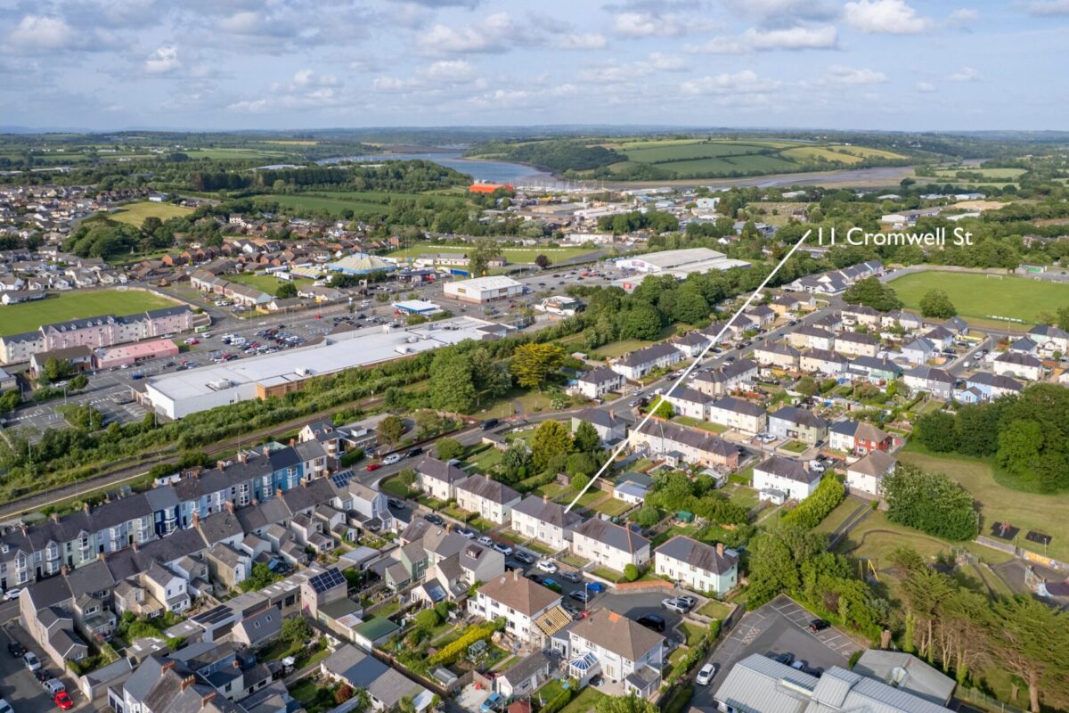 Cromwell Street, Pembroke Dock, SA72