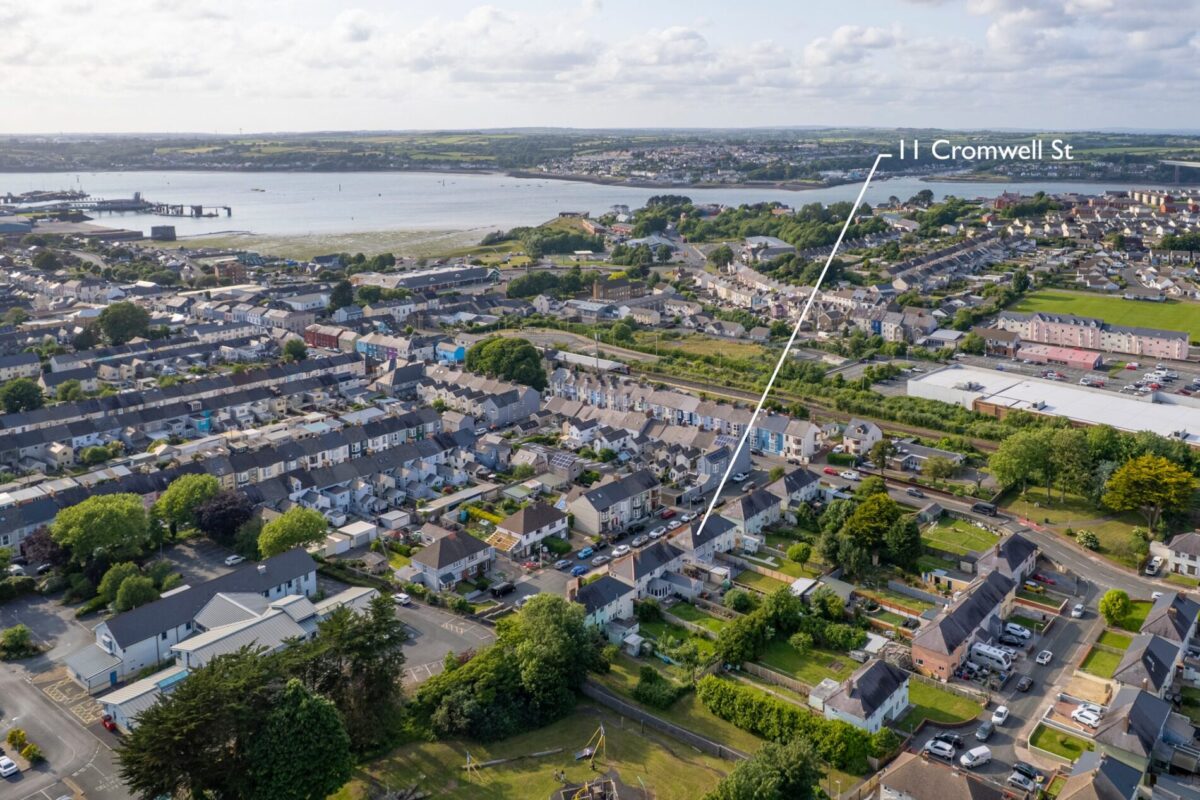 Cromwell Street, Pembroke Dock, SA72