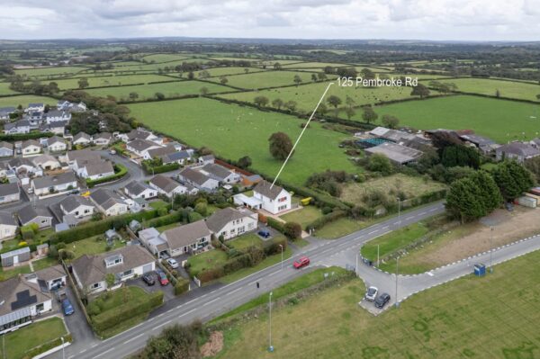 Pembroke Road, Merlins Bridge, Haverfordwest, SA61