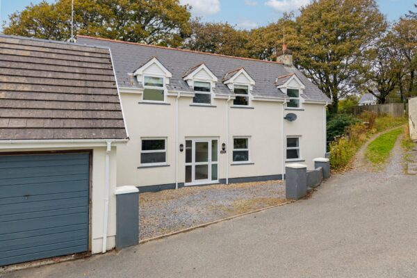 Keilder, Wisemans Bridge, Saundersfoot, SA69