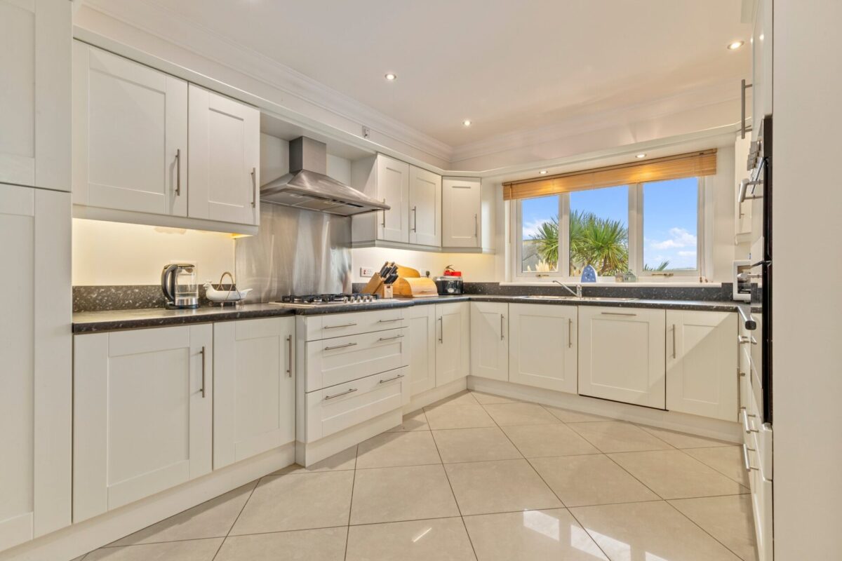 Sea Spray, Haven View, Neyland, Milford Haven, SA73