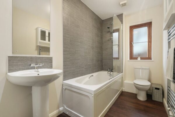 Newton Fields, Kilgetty, SA68