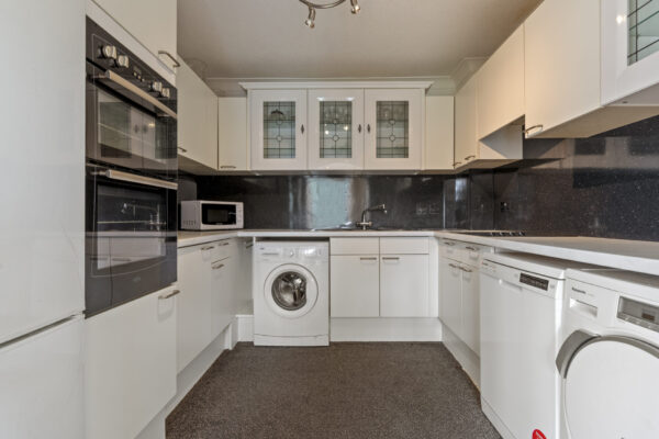 Gaddarn Reach, Neyland, SA73